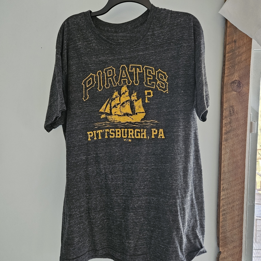 Pittsburgh Pirates Tee
